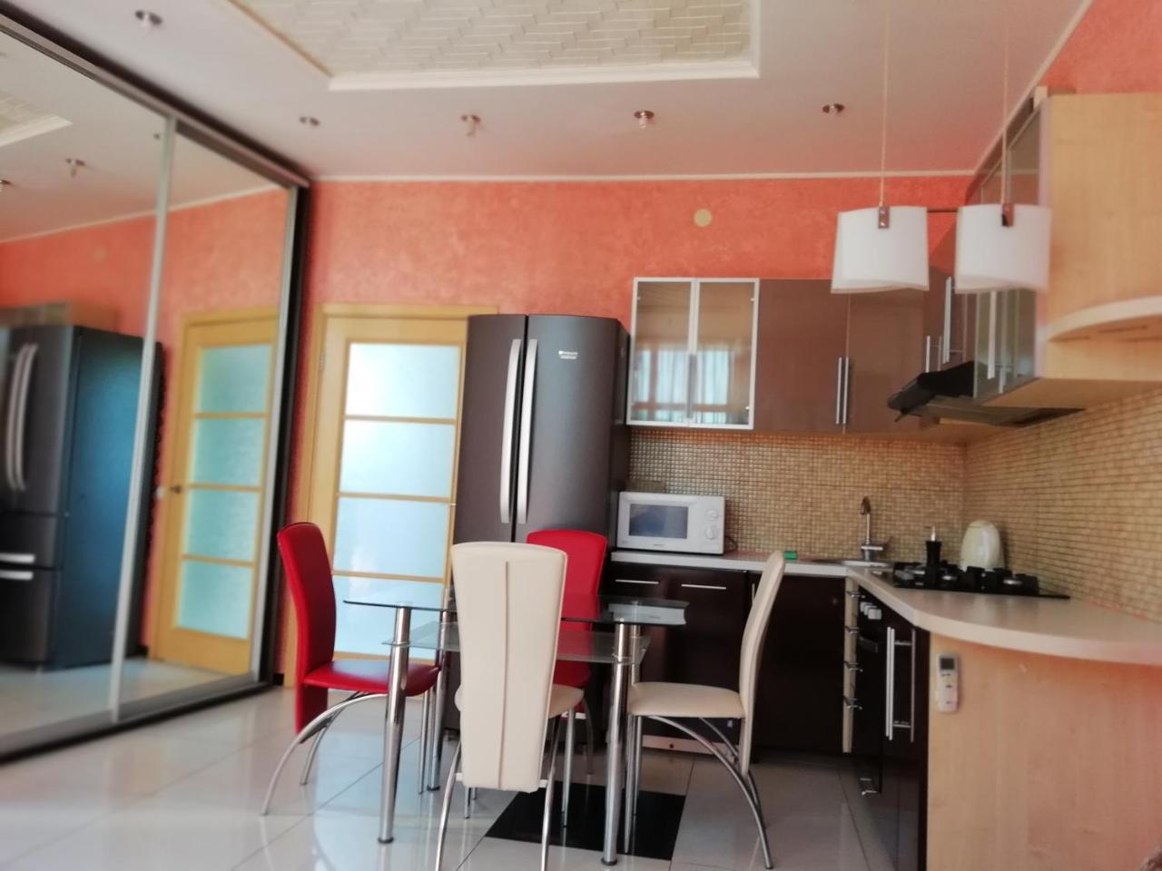 Тownhouse 84 Villa Petropavlovskaya Borshchagovka Luaran gambar